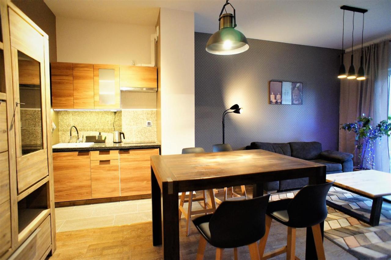 Marina Apartament Wrocław Buitenkant foto